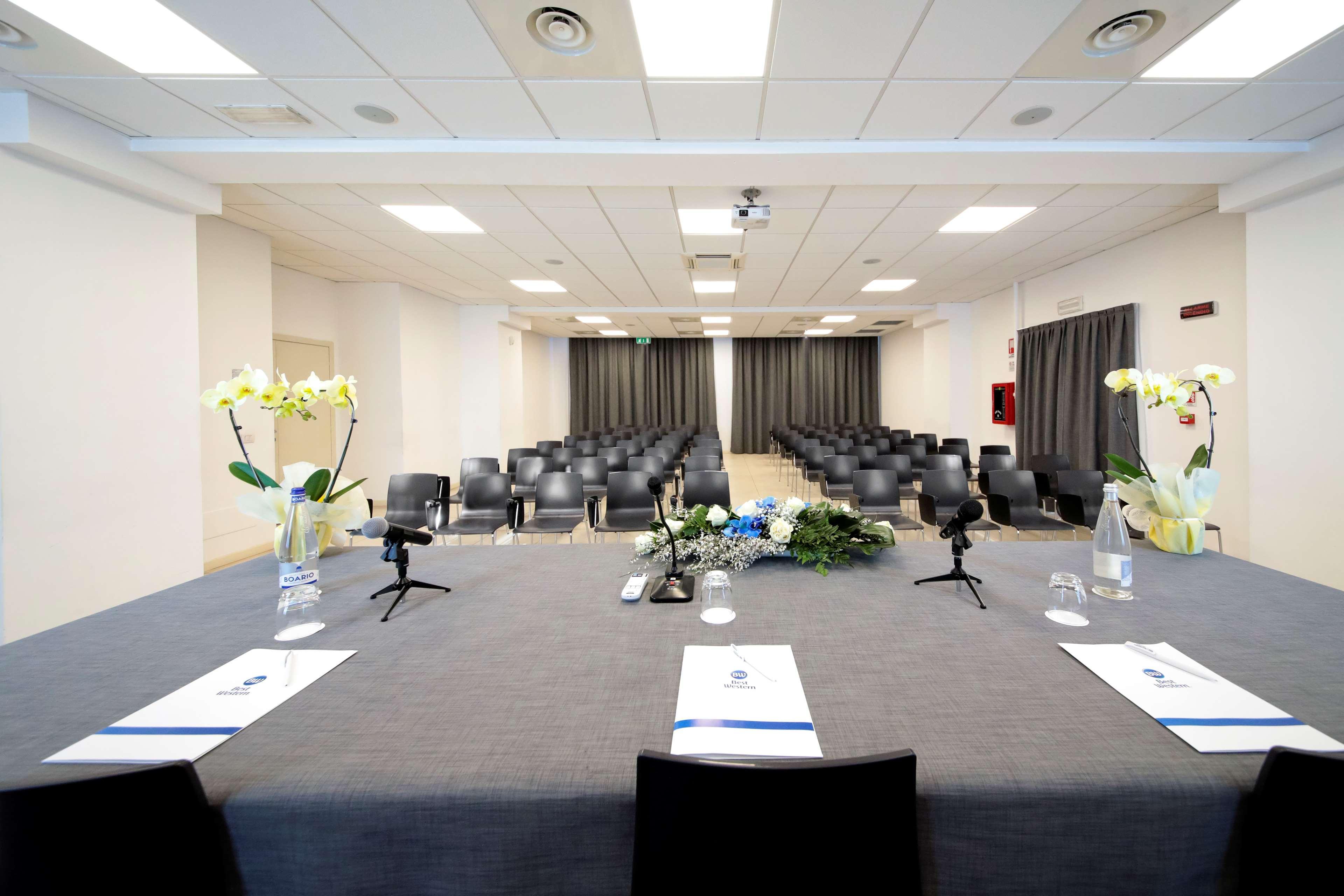 Best Western Hotel Cristallo Mantova Virgilio Luaran gambar