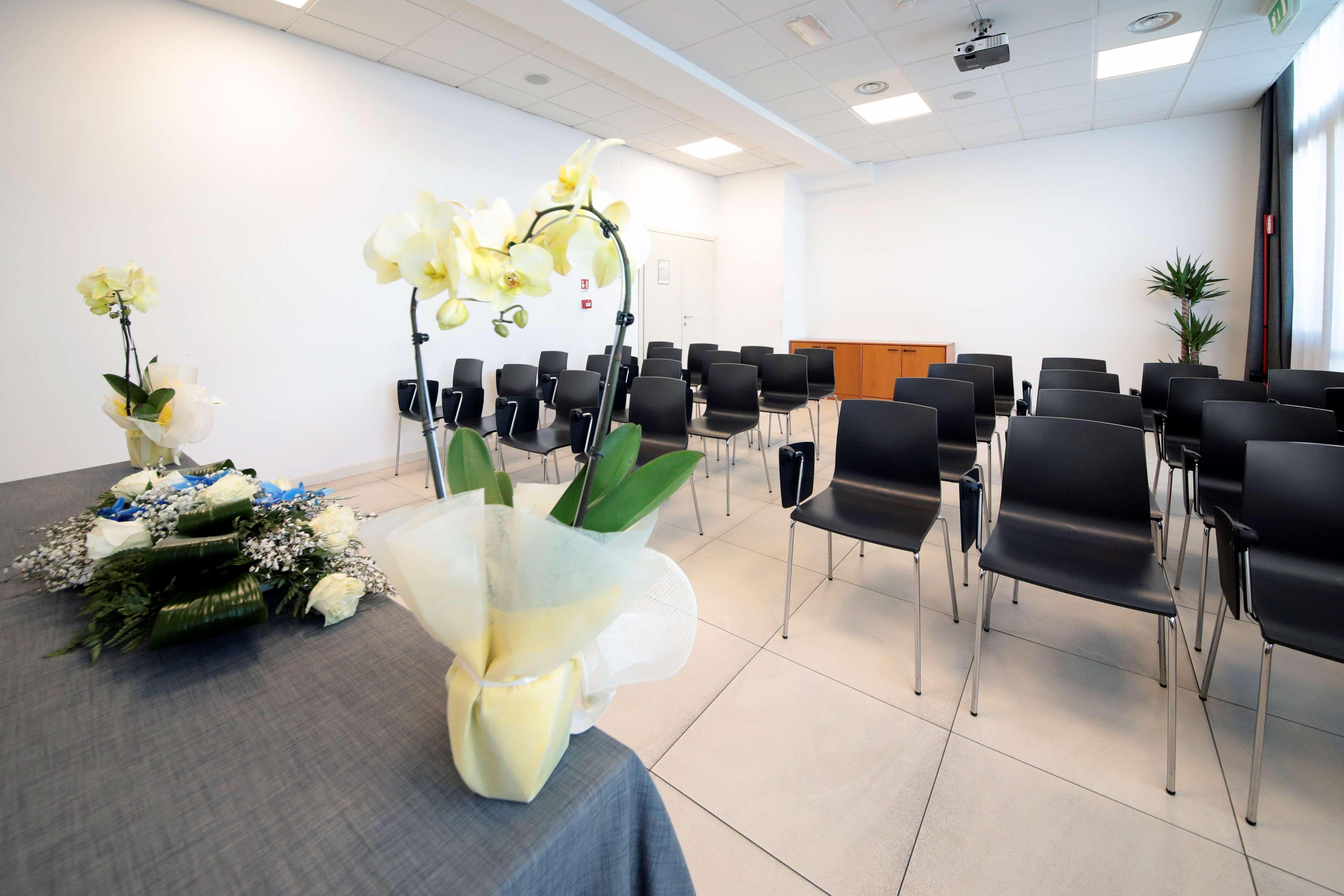 Best Western Hotel Cristallo Mantova Virgilio Luaran gambar