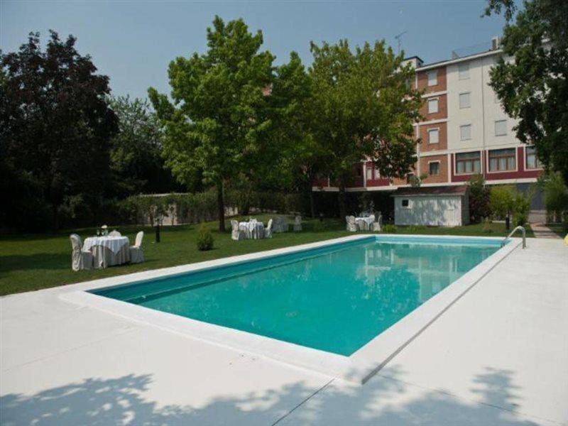 Best Western Hotel Cristallo Mantova Virgilio Luaran gambar