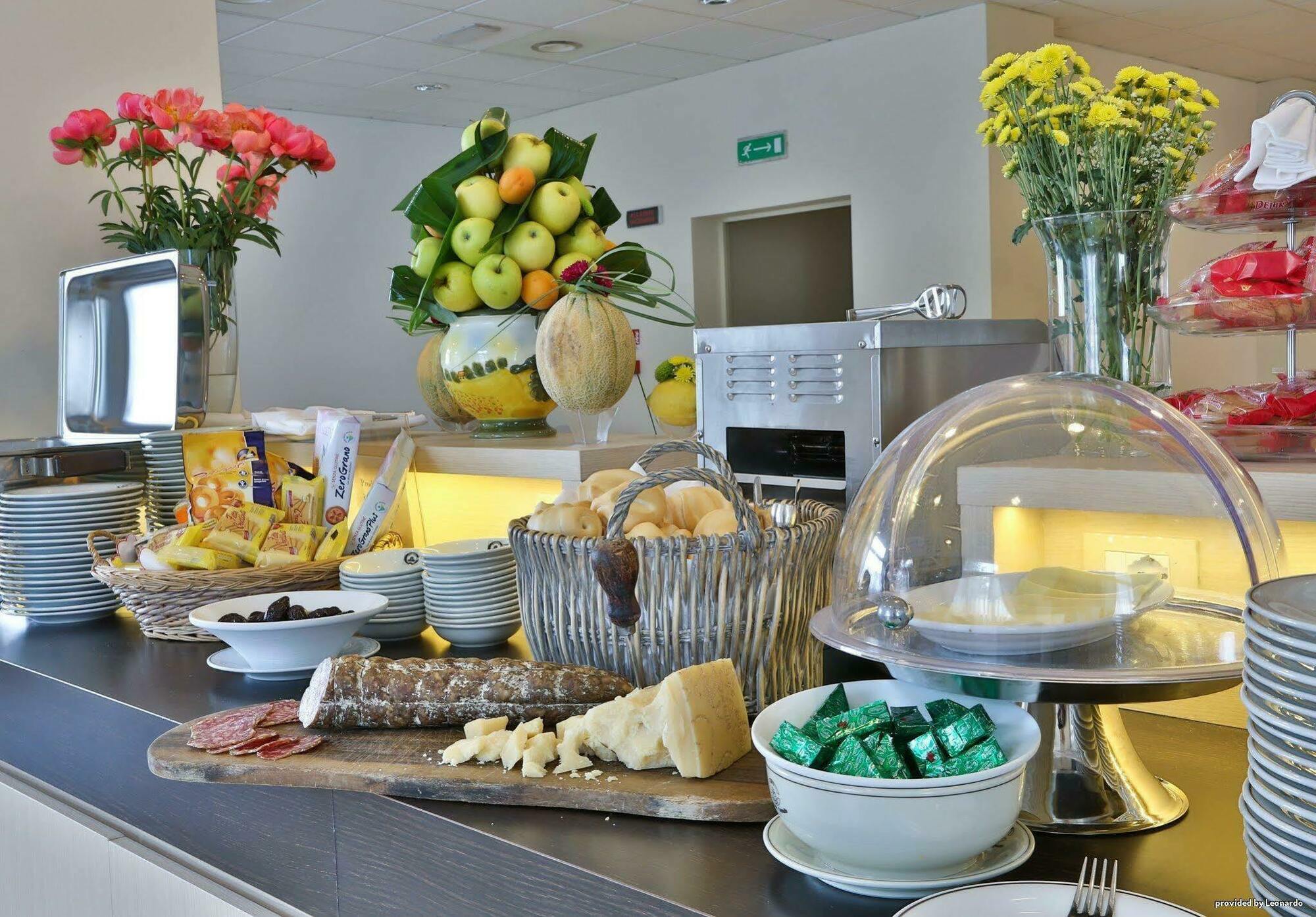 Best Western Hotel Cristallo Mantova Virgilio Luaran gambar